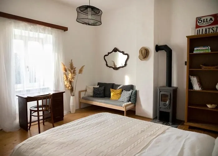 Villa Old Almond Balatonalmadi